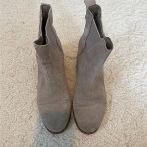 Women's Toms Tan Suede Ankle Boots